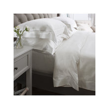 Load image into Gallery viewer, Silkee Pure Silk Travel Pillowcase